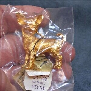 Vintage Trifari Chihuahua Brooch in Pkg Hang Tag Dog Pin